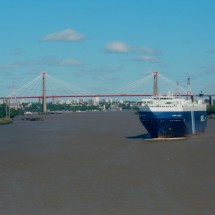 From Hamburg to Buenos Aires with a cargo ship